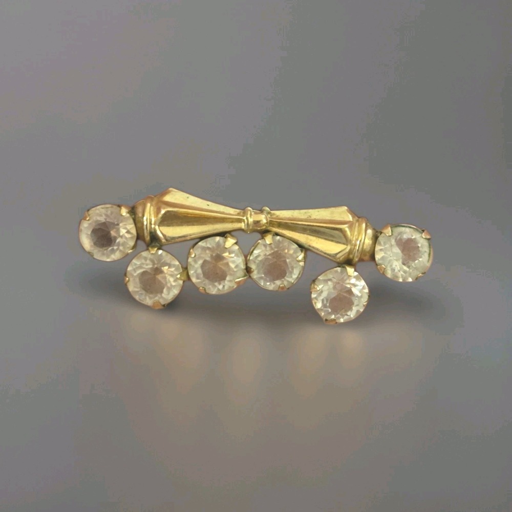 Vintage Gold Tone Rhinestone Bow Brooch Screw Back Earrings Set